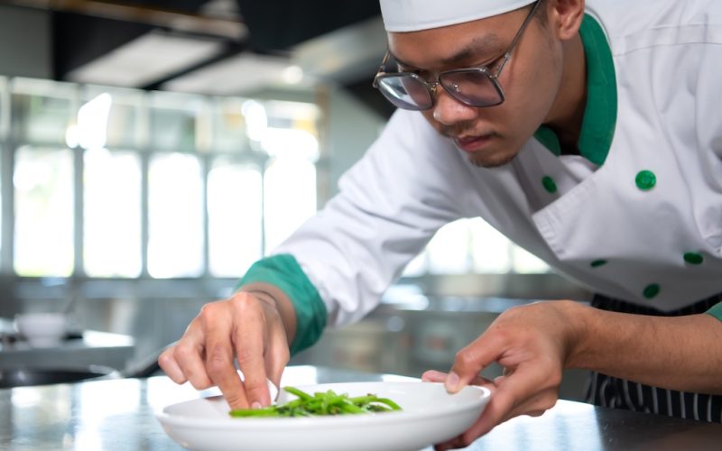 This is the chef's meticulousness, his attention to every detail. That is the deliciousness secret.